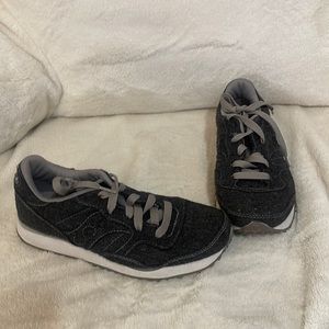 Gray Saucony Running Shoes